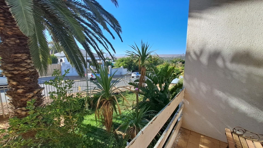 5 Bedroom Property for Sale in Amandelrug Western Cape